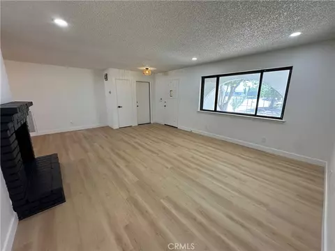 Living - 11861 10th, Hesperia, CA 92345 photo 2 of 6