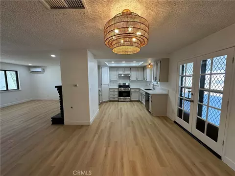 Living - 11861 10th, Hesperia, CA 92345 photo 3 of 6