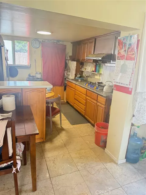 Kitchen - 122 E Park, Ontario, CA 91761 photo 1 of 2