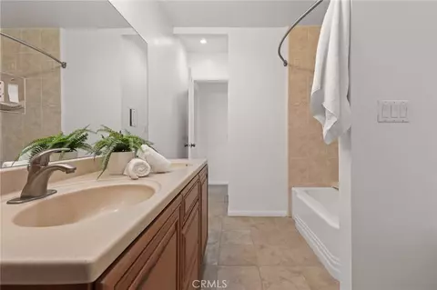Bath - 30 Cabrillo, Arcadia, CA 91007 photo 5 of 6