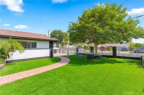 Exterior - 5121 Elrovia Ave, El Monte, CA 91732 photo 2 of 12