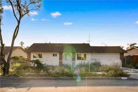 8646 Tamarind Ave, Fontana, CA 92335