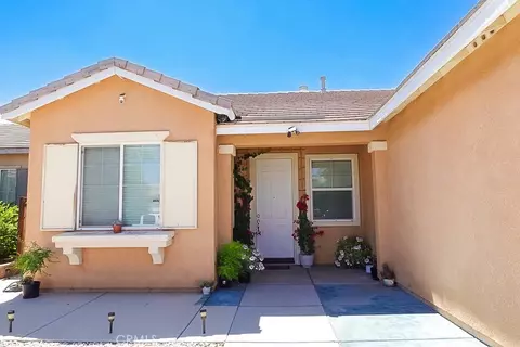 13656 Sandpiper Pl, Victorville, CA 92392