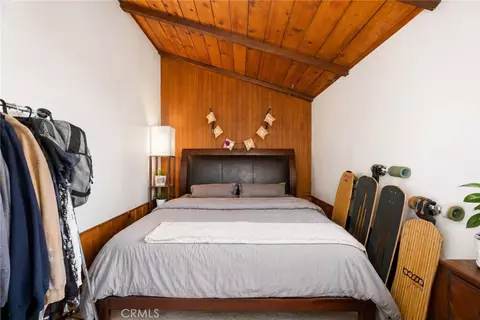 Bedroom - 44 N Berkeley Ave, Pasadena, CA 91107 photo 1 of 1