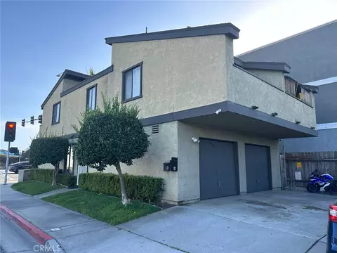 7611 Warner Ave, Huntington Beach, CA 92647