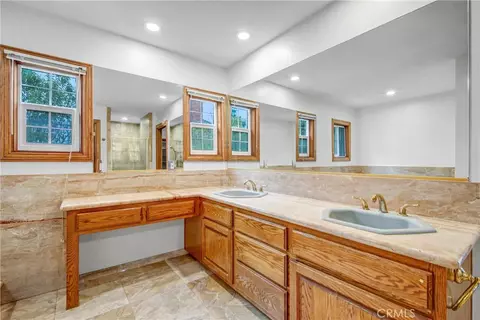 Bath - 1249 Oakhaven, Arcadia, CA 91006 photo 3 of 8