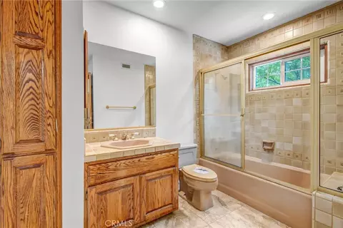 Bath - 1249 Oakhaven, Arcadia, CA 91006 photo 8 of 8