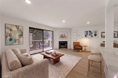 1070 Walnut Grv #F, Rosemead, CA 91770
