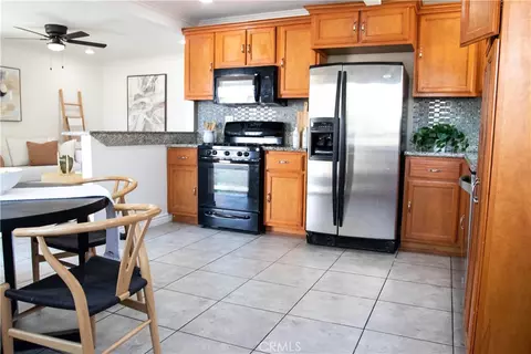 Kitchen - 13409 Willowbrook Ave, Willowbrook, CA 90222 photo 1 of 1