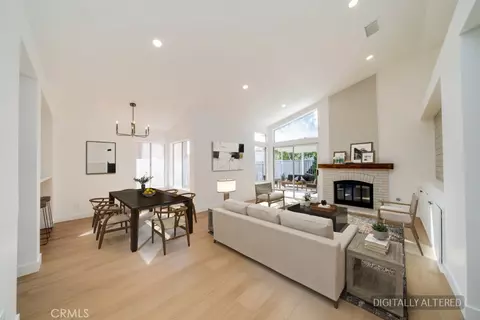 Living - 33467 Viewpoint Dr, Wildomar, CA 92595 photo 4 of 6