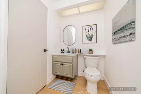 Bath - 33467 Viewpoint Dr, Wildomar, CA 92595 photo 3 of 4