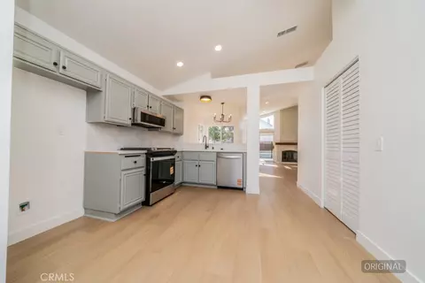 Entry Way - 33467 Viewpoint Dr, Wildomar, CA 92595 photo 1 of 2
