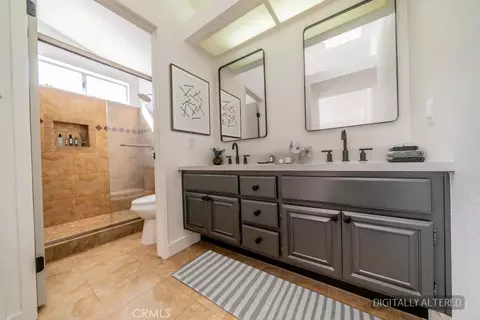 Bath - 33467 Viewpoint Dr, Wildomar, CA 92595 photo 1 of 4