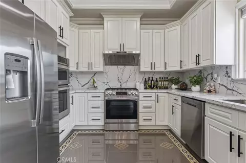 Kitchen - 185 W Palm, Arcadia, CA 91007 photo 1 of 2