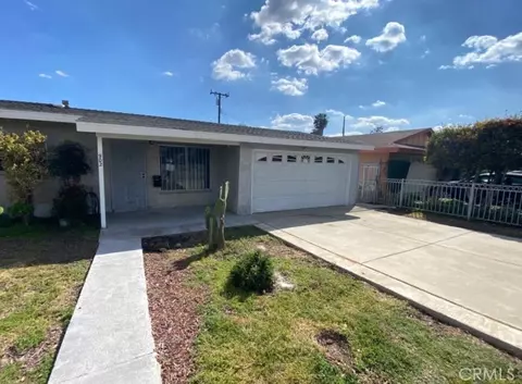 902 E Olive St, Pomona, CA 91766