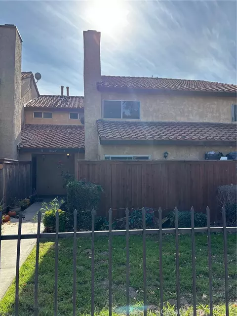 16595 Upland #E, Fontana, CA 92335