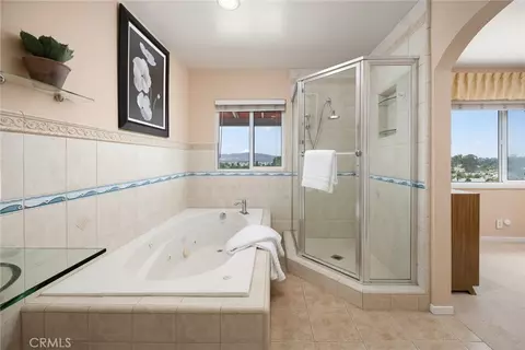 Bath - 513 Camino De Gloria, Walnut, CA 91789 photo 3 of 5