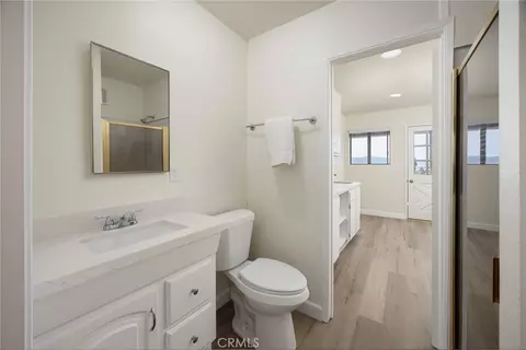 Bath - 513 Camino De Gloria, Walnut, CA 91789 photo 4 of 5