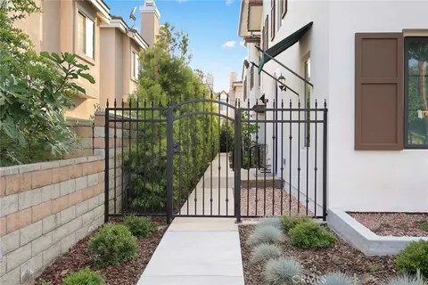 Exterior - 905 Sunset Blvd #A, Arcadia, CA 91007 photo 2 of 5