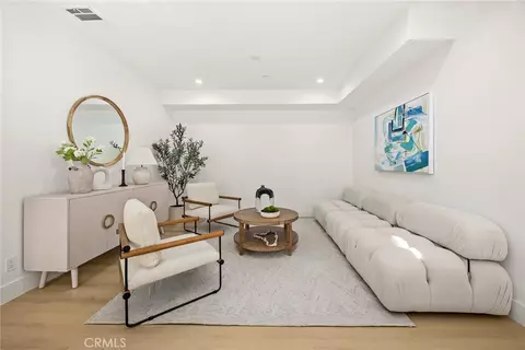 Living - 905 Sunset Blvd #A, Arcadia, CA 91007 photo 1 of 1