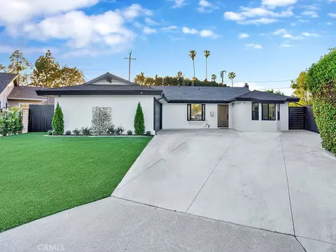 737 Paseo Pl, Fullerton, CA 92835 photo 2
