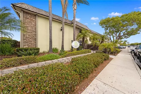 6602 Beadnell Way #22, San Diego, CA 92117