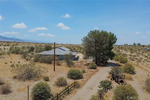 13384 Sheep Creek Rd, Phelan, CA 92371
