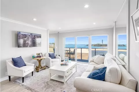 Living - 1 3rd #605, Long Beach, CA 90802 photo 2 of 4