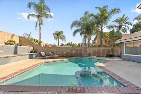 Exterior - 1473 E Fairfield Ct, Ontario, CA 91761 photo 8 of 9