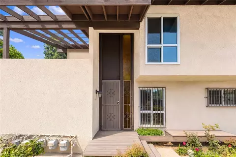 273 Casuda Cyn #E, Monterey Park, CA 91754