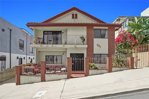 991 Everett, Los Angeles, CA 90026