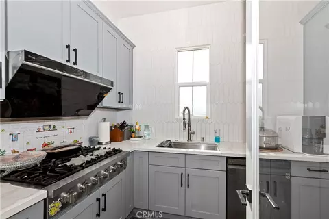 Kitchen - 8869 Justify Dr, Rancho Cucamonga, CA 91701 photo 4 of 4