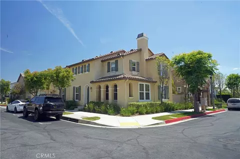 906 N Woodbine, Azusa, CA 91702