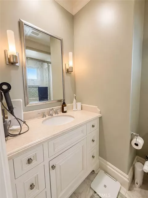 Bath - 475 Cambridge, Arcadia, CA 91007 photo 4 of 6