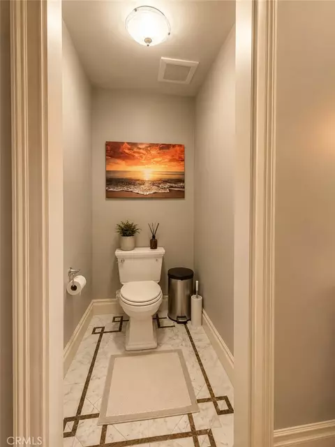 Bath - 475 Cambridge, Arcadia, CA 91007 photo 2 of 6