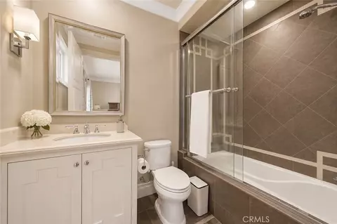 Bath - 475 Cambridge, Arcadia, CA 91007 photo 3 of 6