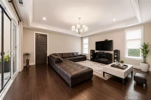 Living - 475 Cambridge, Arcadia, CA 91007 photo 2 of 5