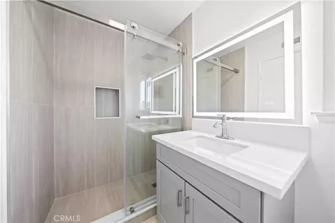 Bath - 578 Vista Rambla, Walnut, CA 91789 photo 6 of 6