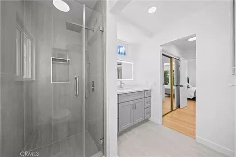 Bath - 578 Vista Rambla, Walnut, CA 91789 photo 4 of 6
