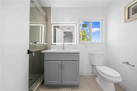 Bath - 578 Vista Rambla, Walnut, CA 91789 photo 5 of 6