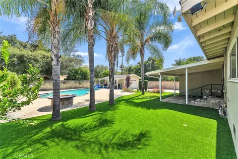 Exterior - 644 E Mountain Vw, Glendora, CA 91741 photo 4 of 6