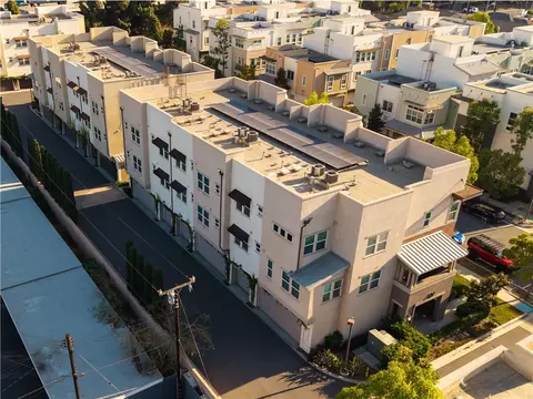 7030 Oregon St, Buena Park, CA 90621