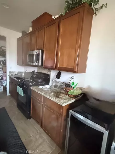 Kitchen - 2750 E Oak Hl #21, Ontario, CA 91761 photo 2 of 3