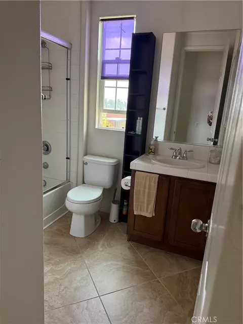 Bath - 2750 E Oak Hl #21, Ontario, CA 91761 photo 4 of 4