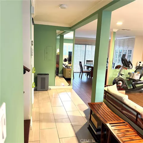 Entry Way - 1025 Fairview Ave #2, Arcadia, CA 91007 photo 1 of 2