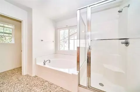 Bath - 16503 Gala Ave, Fontana, CA 92337 photo 2 of 4
