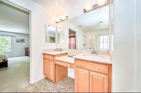 Bath - 16503 Gala Ave, Fontana, CA 92337 photo 3 of 4