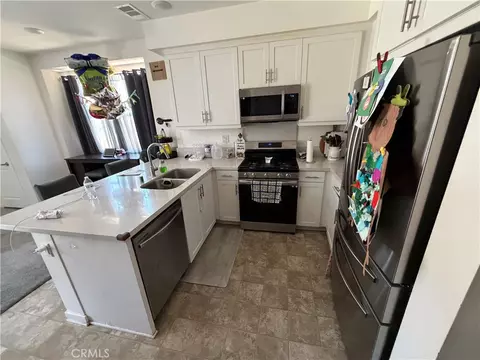 Kitchen - 1374 Chervil Way, Upland, CA 91786 photo 2 of 2
