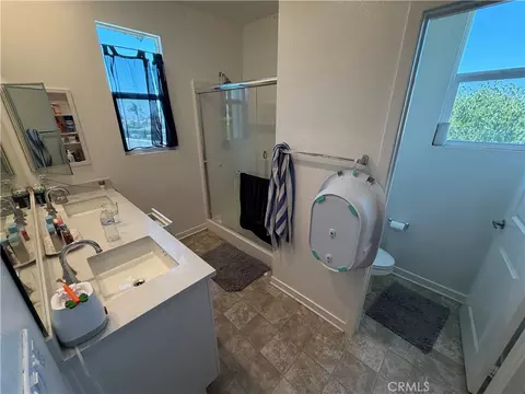 Bath - 1374 Chervil Way, Upland, CA 91786 photo 4 of 4