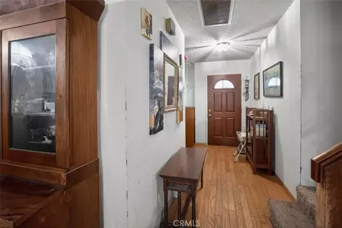 Entry Way - 6561 Tokay, Tujunga, CA 91042 photo 1 of 2